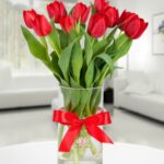Jarrón 10 Tulipanes Rojos