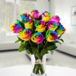 Jarrón 12 Rosas Arcoiris