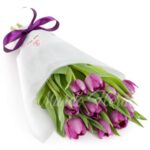 RAMO 10 TULIPANES MORADOS